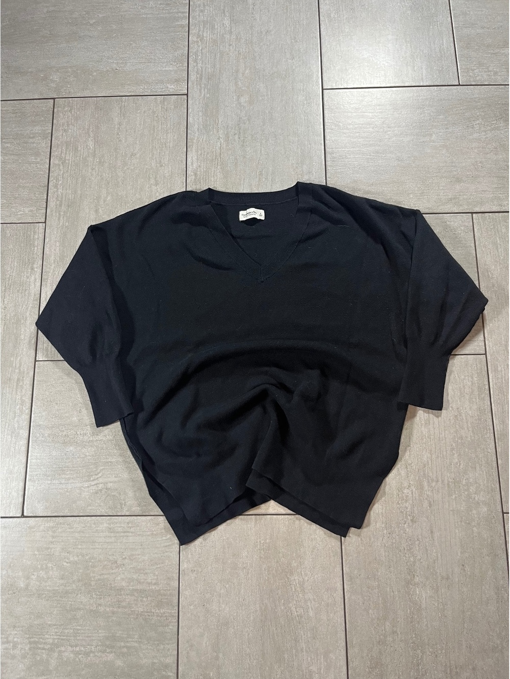 Abercrombie & Fitch Black Soft Knit V-Neck Sweater Large